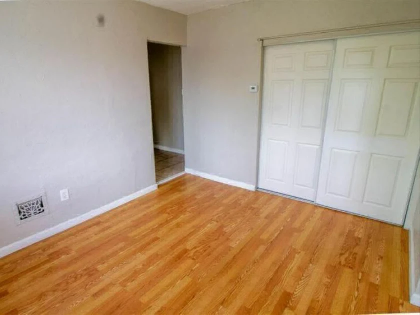 Washer and dryer thumbnail 1