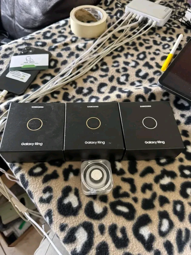 Washer and dryer thumbnail 1