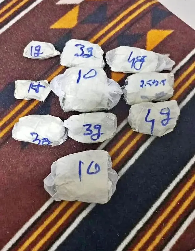 id paper and oil available - $100 thumbnail 3