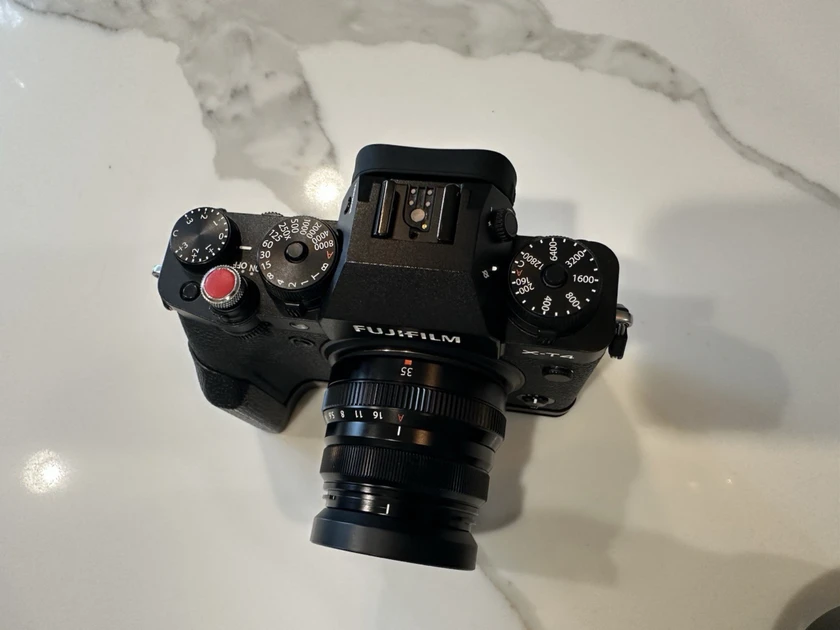 fotocamera fujifilm x-t4 + obiettivo xf 35mm f/2 r wr - 3.400 scatti, come nuova thumbnail 2