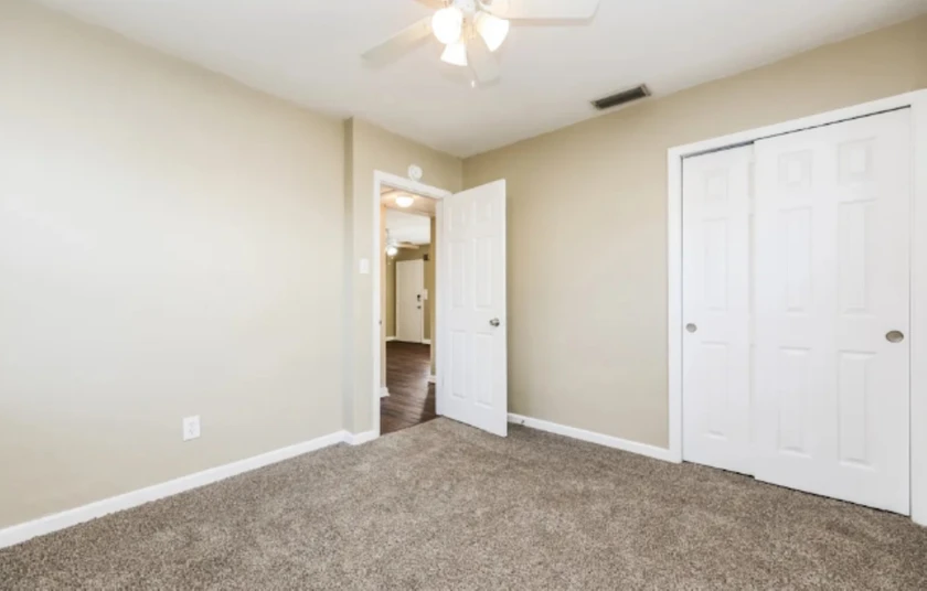 $1,229 / 4br - 2085sqft - charming four-bedrooms with hardwood floors. thumbnail 2