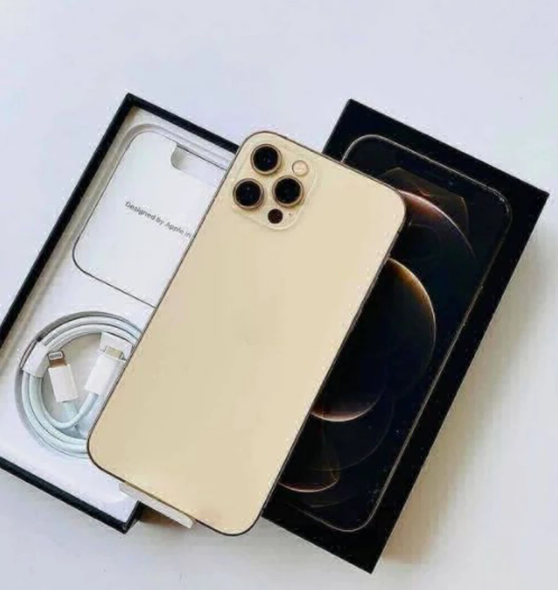 Washer and dryer thumbnail 1