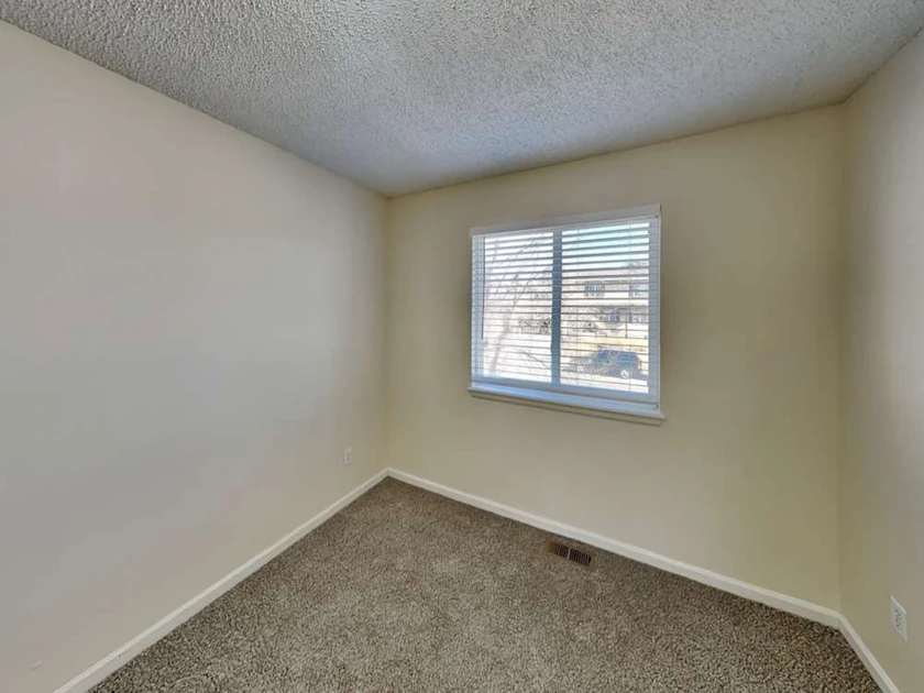 $1,299 / 3br - 1656sqft - affordable family home available for rent thumbnail 9
