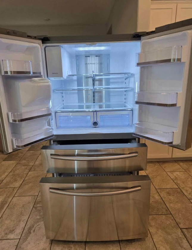 samsung refrigerator - $250 thumbnail 2