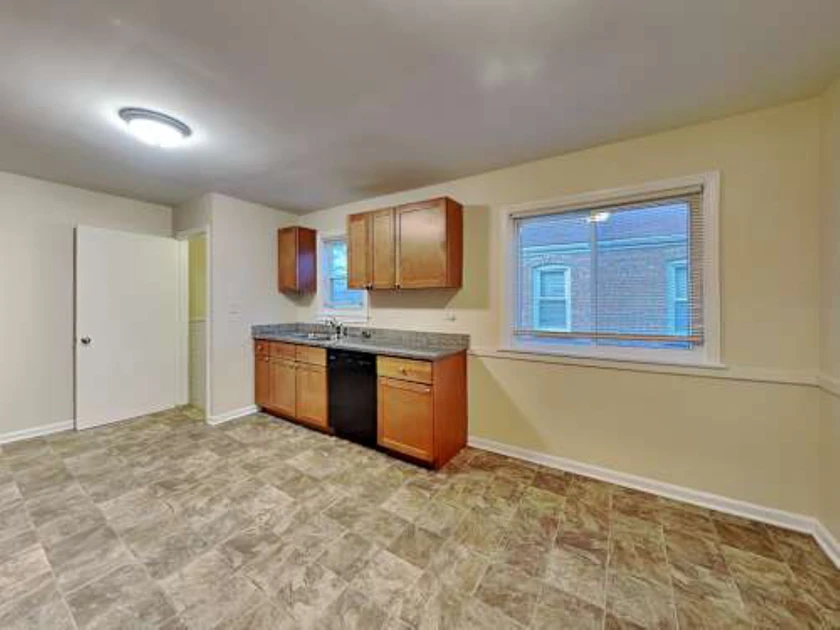 $1,000 / 3br - 1091sqft - washing dryer thumbnail 7