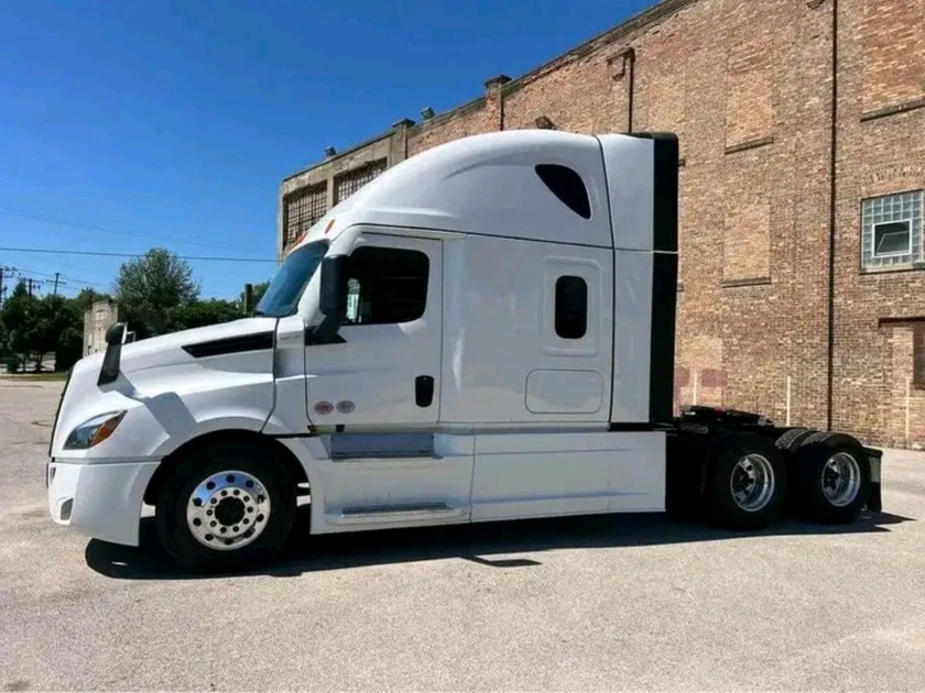 Washer and dryer thumbnail 1