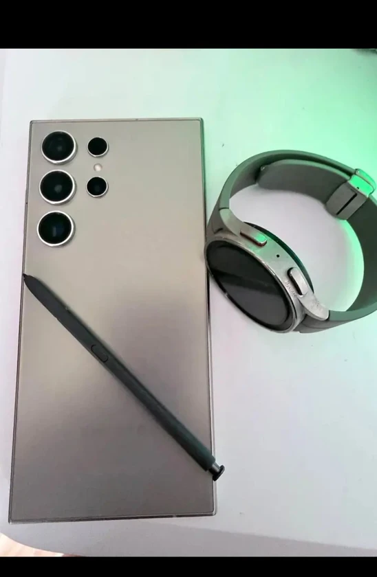 samsung ultra 24 thumbnail 2