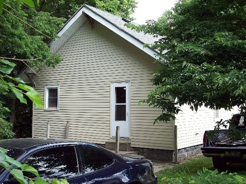 $700 / 1130br - 744sqft - 2bed 1bath thumbnail 10