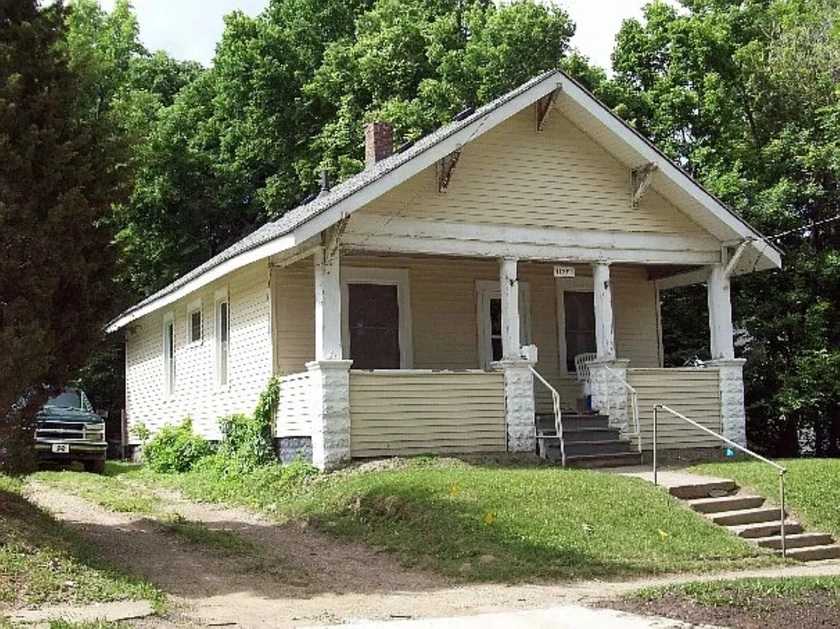 $700 / 1130br - 744sqft - 2bed 1bath thumbnail 11