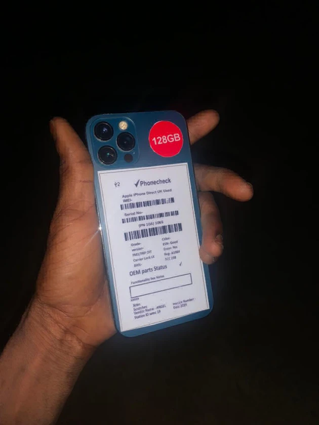 Washer and dryer thumbnail 1