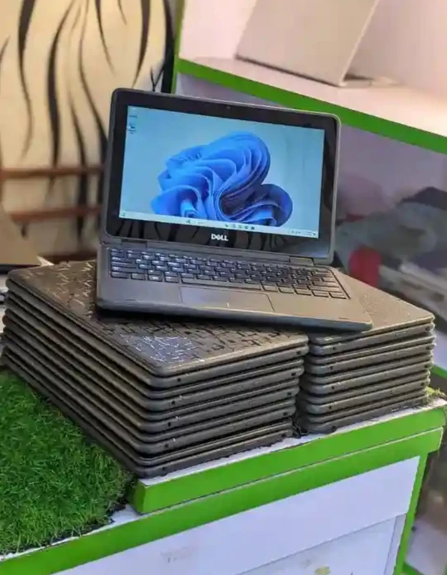 Washer and dryer thumbnail 1