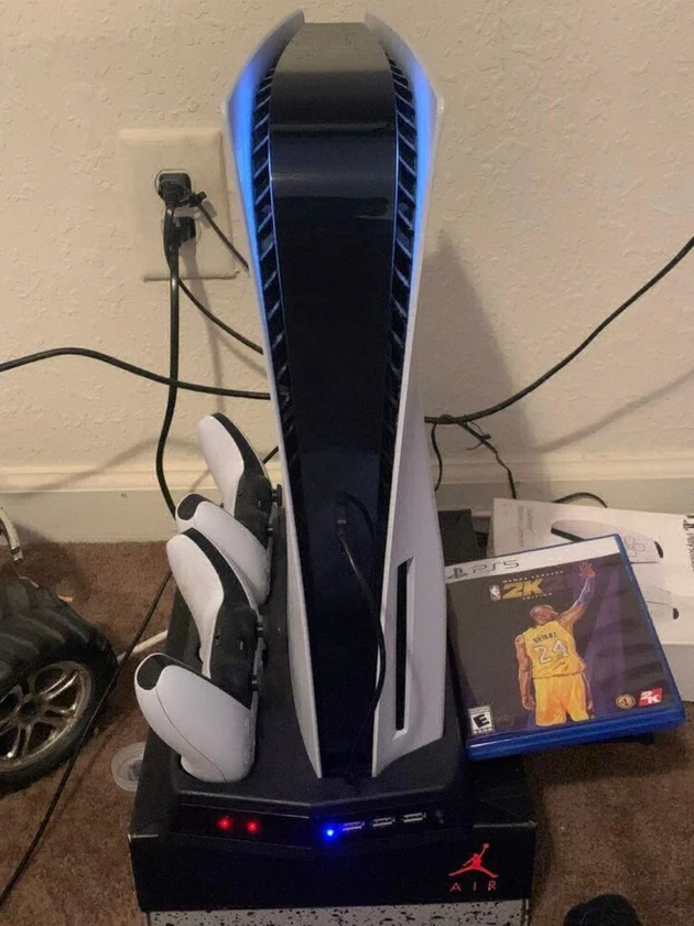 Washer and dryer thumbnail 1