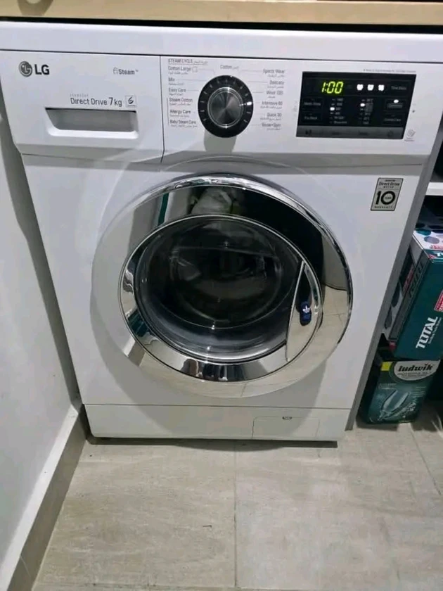 Washer and dryer thumbnail 1