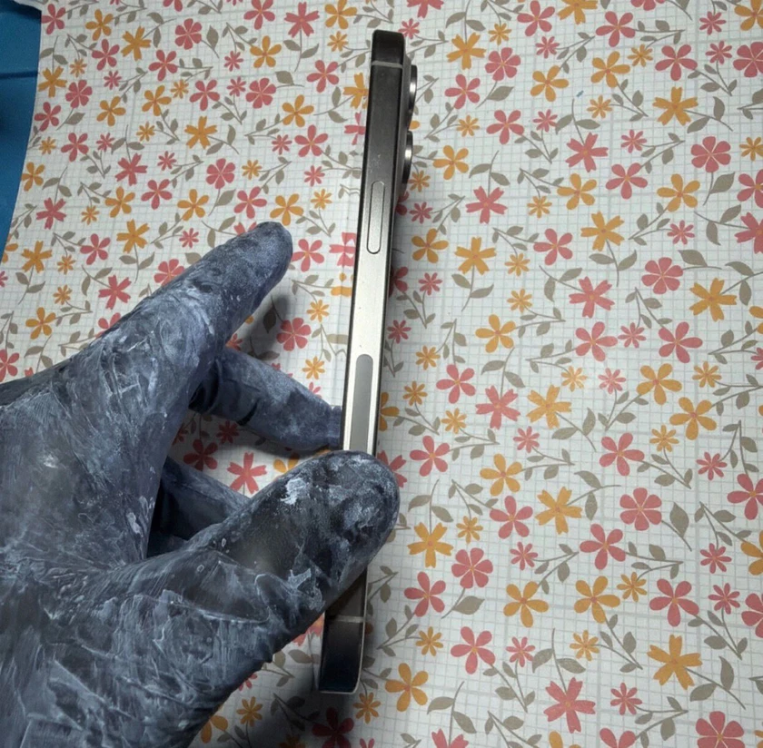 iphone 15pro max - $495 thumbnail 3