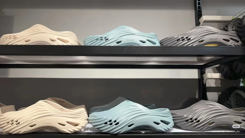 available in stock ✅️ whatapp thumbnail 4