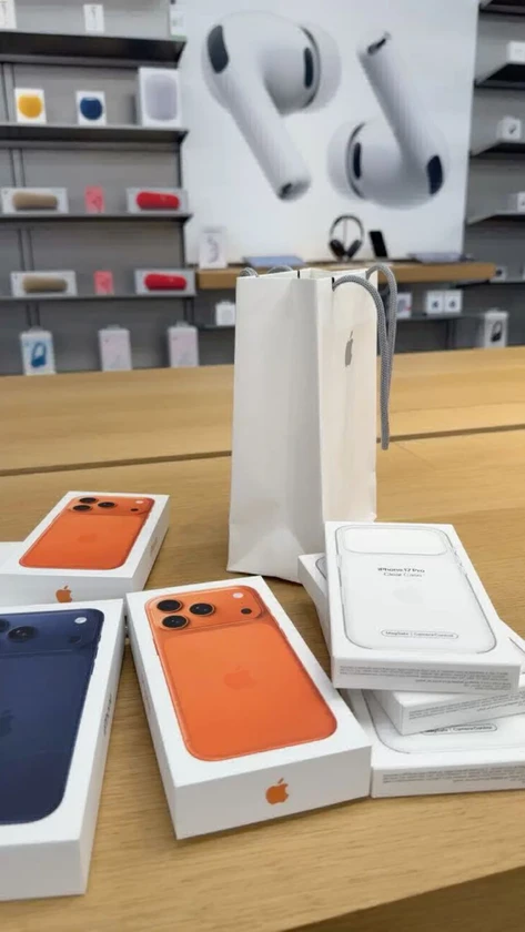 iphone 17pro max available - $1,100 thumbnail 8