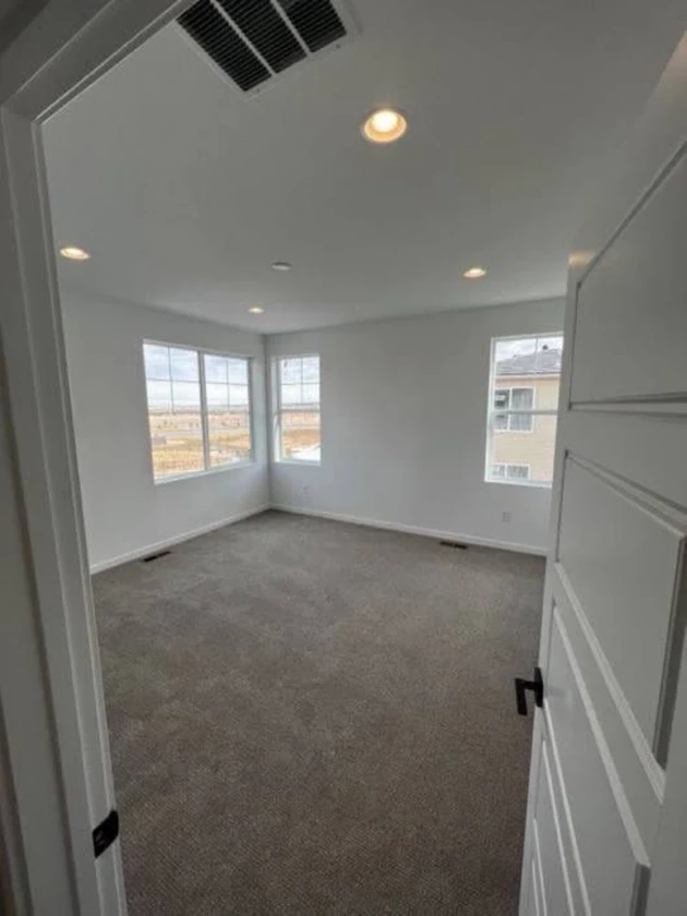  / 5sqfthouse for rent thumbnail 4