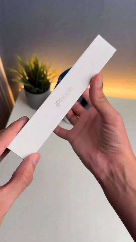 iphone 15 – 128gb – silver– unlocked – excellent - $990 thumbnail 2