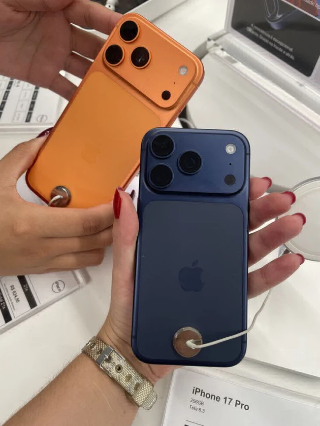 iphone 17pro max available - $1,100 thumbnail 10