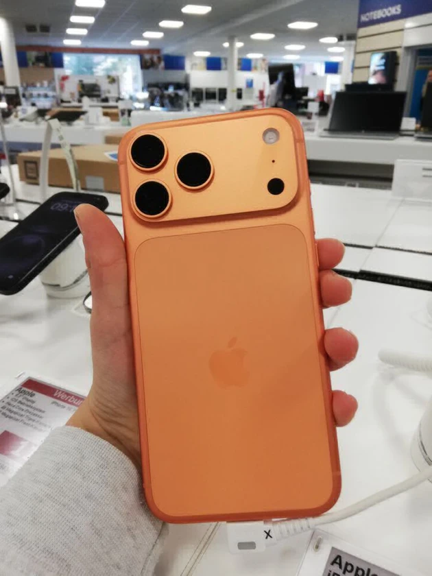 iphone 17pro max available - $1,100 thumbnail 11