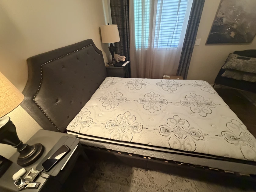 comlete full-size bed set - $175 thumbnail 5