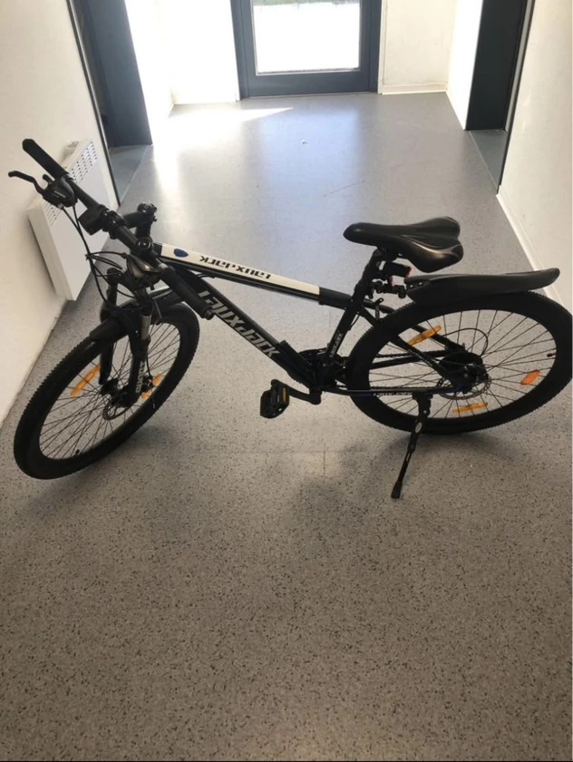 bicycle very neat - $278 thumbnail 2