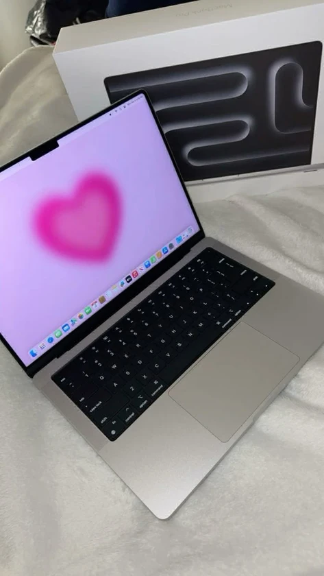 Washer and dryer thumbnail 1