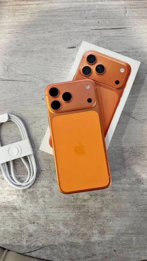 iphone 17 pro max 512gb orange opened box - $500 thumbnail 3