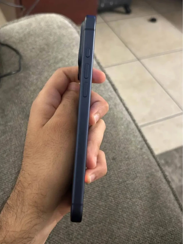 iphone 17 pro max 256gb blue opened box - $850 thumbnail 4