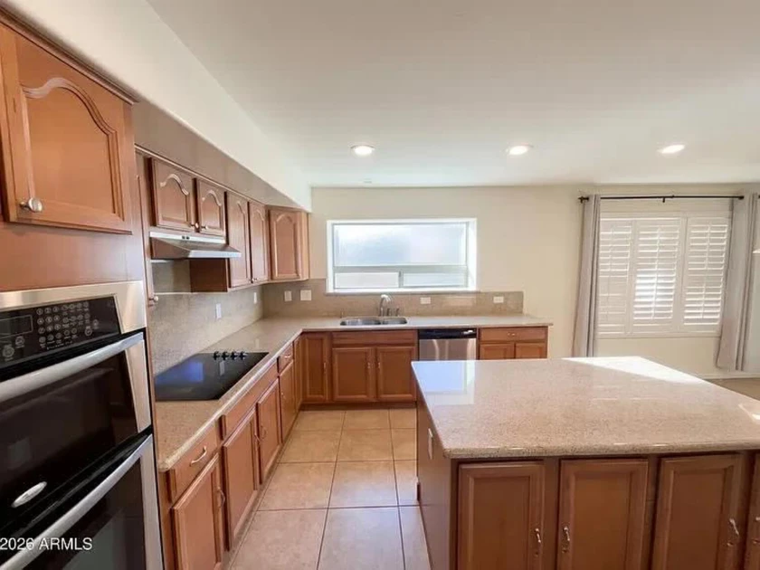 $1,500 / 3645sqft 3beds 2baths house for rent thumbnail 2