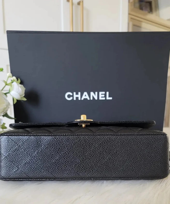 authentic chanel classic medium double flap - black caviar - gold hardware (ghw) thumbnail 3
