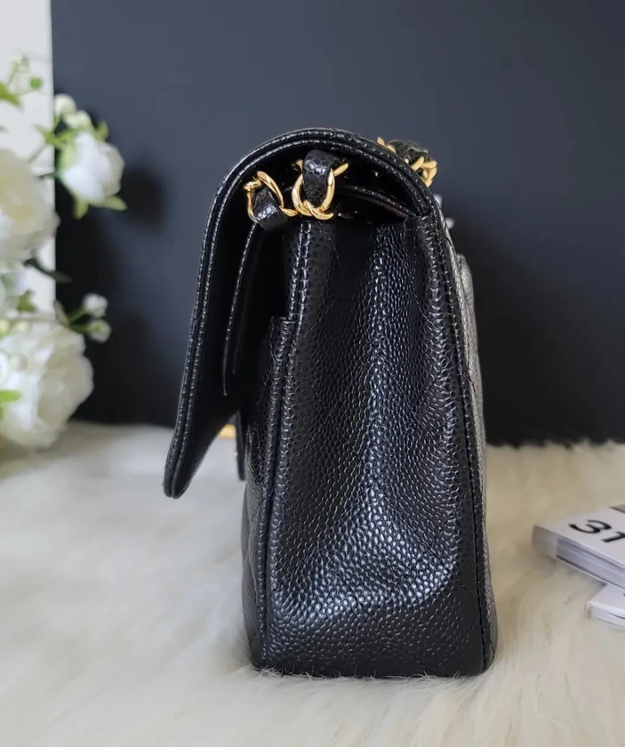 authentic chanel classic medium double flap - black caviar - gold hardware (ghw) thumbnail 8