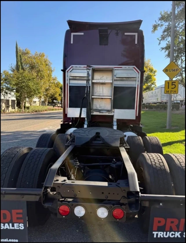 2020 kenworth t680🚛 paccar engine⚙️ automatic transmission📊 374,939 miles✅ ready thumbnail 3