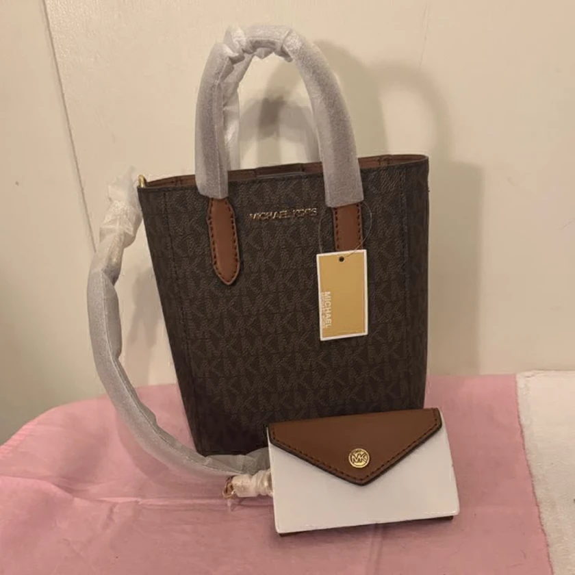 Washer and dryer thumbnail 1