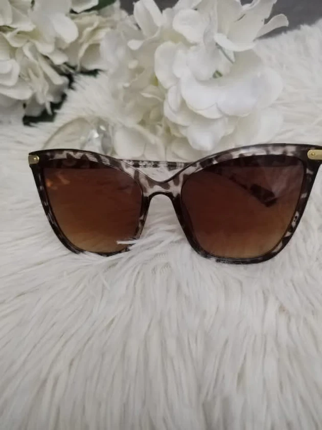 Washer and dryer thumbnail 1