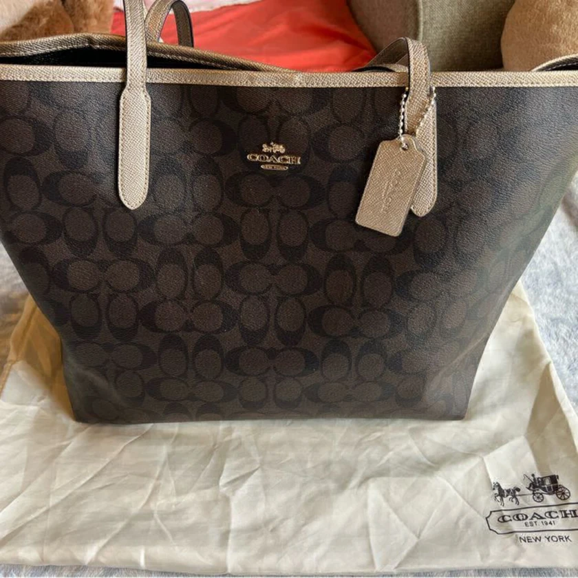 Washer and dryer thumbnail 1