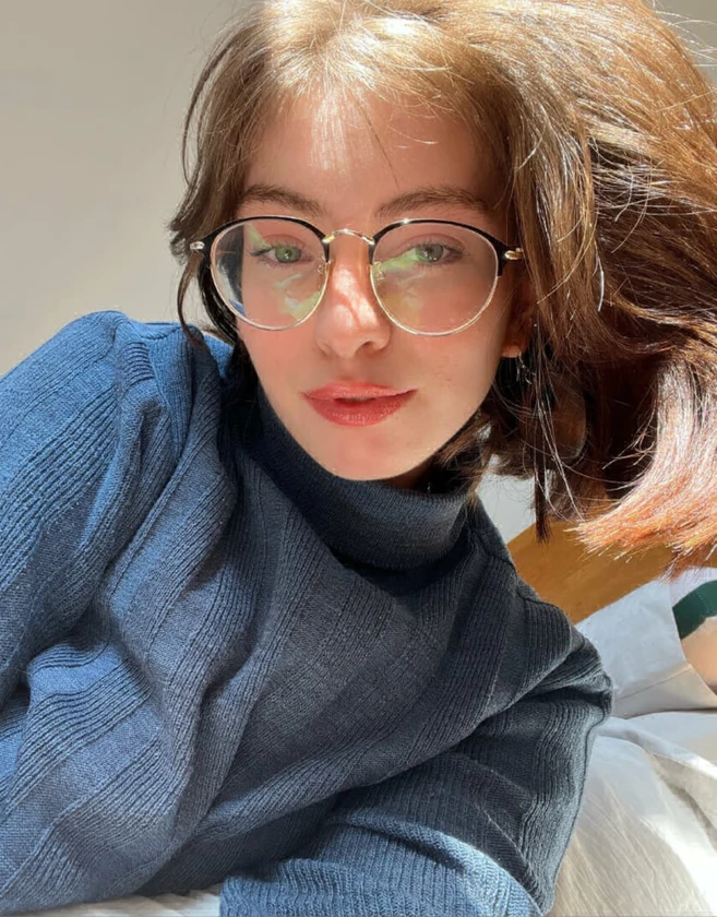 Faxo image post preview