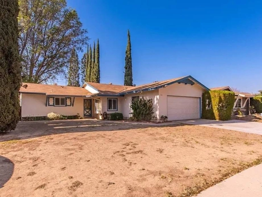 $400 / 10sqft 3 bedroom room available for rent thumbnail 3