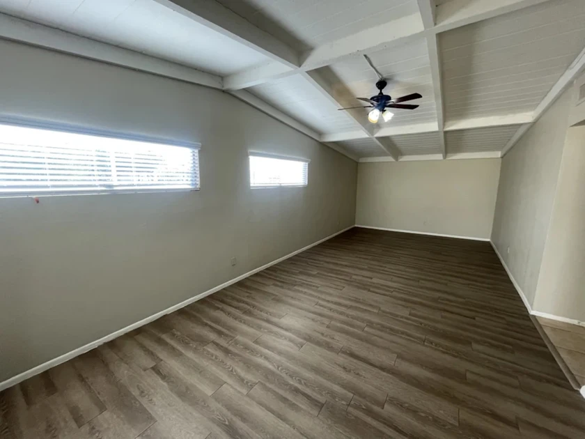 $1,350 / 3br - 1400sqft - splendid home available thumbnail 5