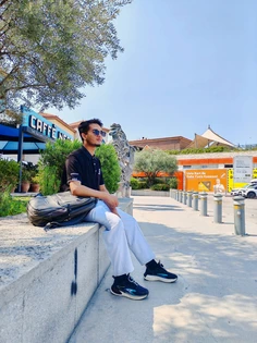 Featured post 1