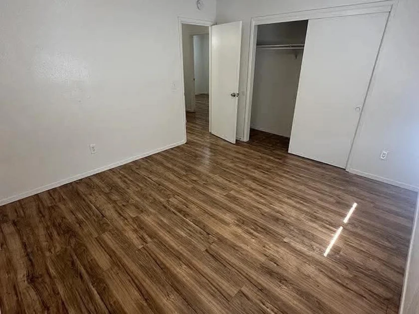 1 bedroom apartment for sale thumbnail 3