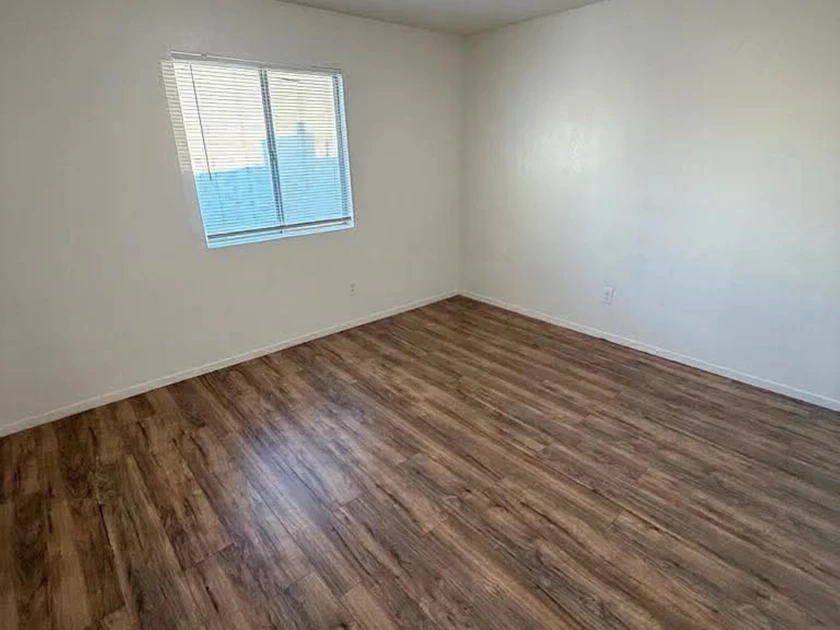 1 bedroom apartment for sale thumbnail 8