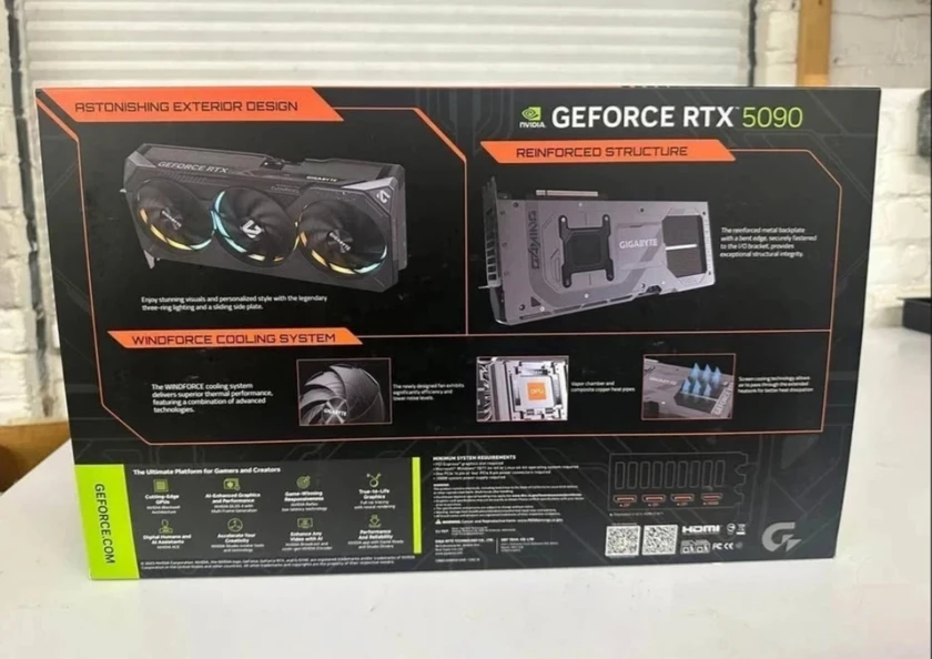gigabytenvidia geforcertx5090 gamingoc32g graphics card - $500 thumbnail 2