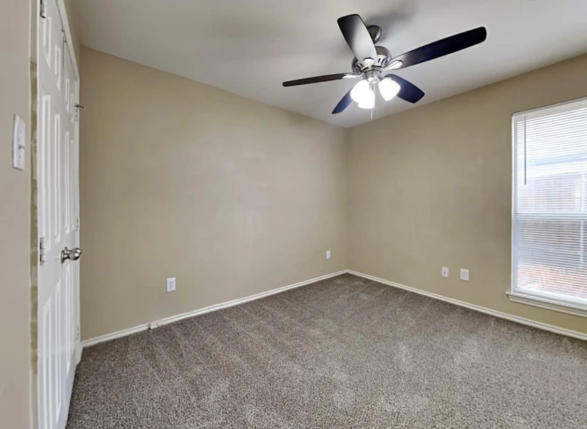 $1,300 / 4br - 2011sqft - 4bed 2bath for rent thumbnail 6