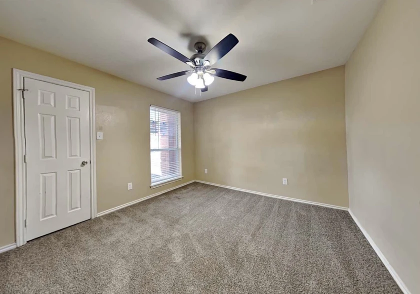 $1,300 / 4br - 2011sqft - 4bed 2bath for rent thumbnail 8