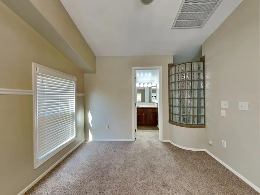 $1,000 / 2br - 1041sqft - 2bed 2bath for rent thumbnail 2