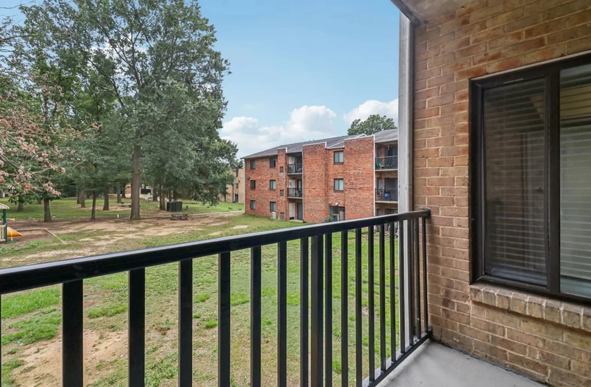 $1,700 / 929sqft mallard courts apartments thumbnail 5