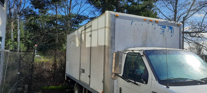 e450 turbo diesel box truck - $6,800 thumbnail 2