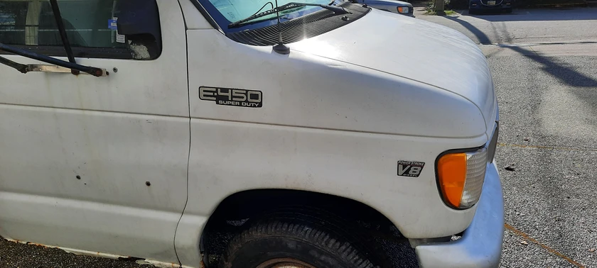 e450 turbo diesel box truck - $6,800 thumbnail 3