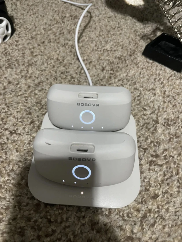 meta quest 3 512gb + accessories bundle - $150 thumbnail 4